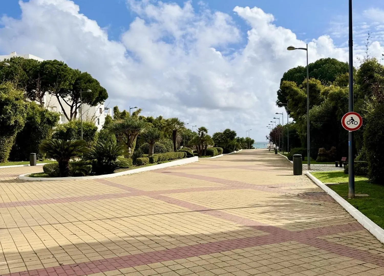Apartamento En Puerto Banus Jardines Tropicales1 マルベーリャ アパート